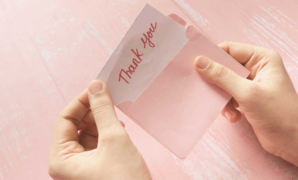 Easy methods to Write a Thank You Observe to a Physician (3 Examples)