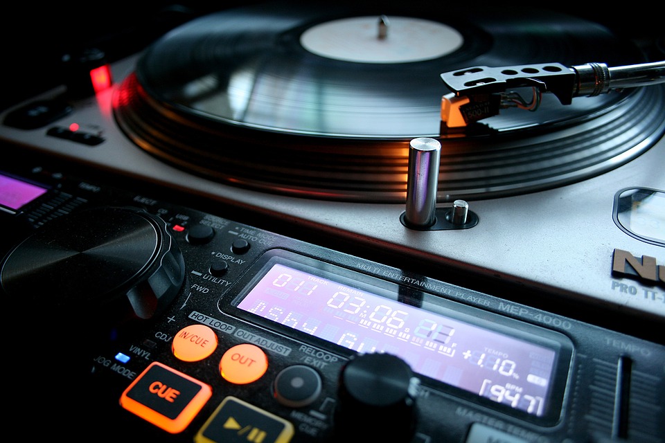 The Therapeutic Energy of Music: How Rhythms and Melodies Can Promote Therapeutic