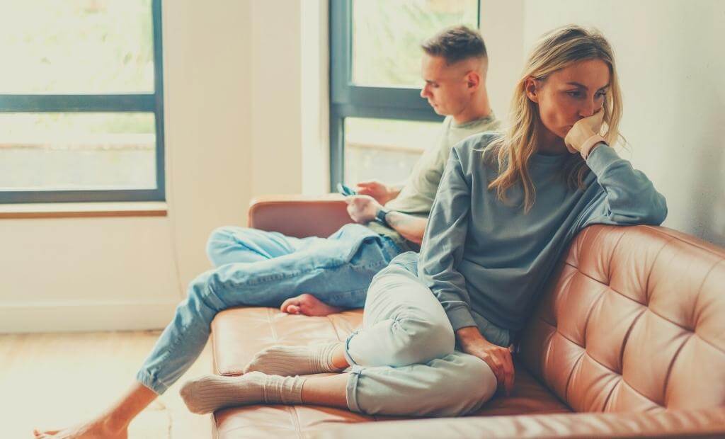 11 Steps to Cope with an Emotionally Unavailable Man