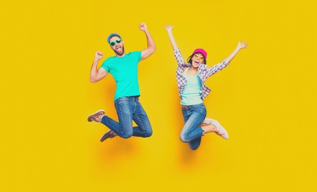 19 Greatest Happiness Podcasts (Our Choice for 2024)