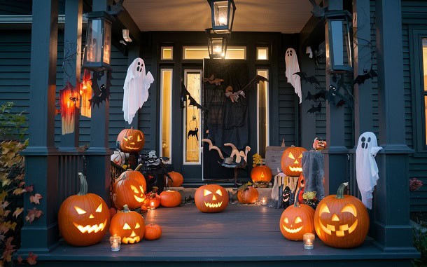 26 Quick Halloween Quotes for a Joyful, Enjoyable and Spooky Season